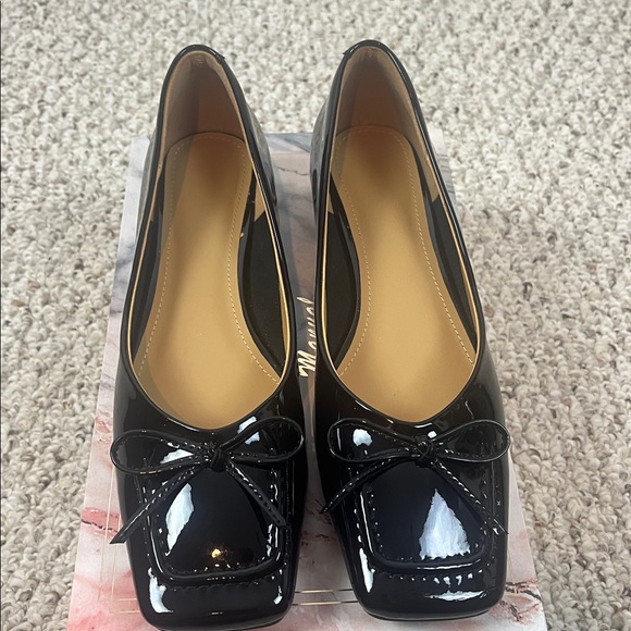 Manual Customized Women’s Black Patent Leather Bow Accent Pumps Size 8.5 - Picture 7 of 9